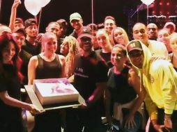 La cantante celebró a lo grande en sus redes sociales. INSTAGRAM / @JLO