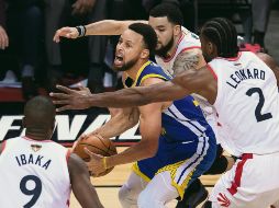 Toronto dominaba el segundo juego de las Finales, pero un momento brillante de los Warriors les acarreó la derrota. AP / N. Denette