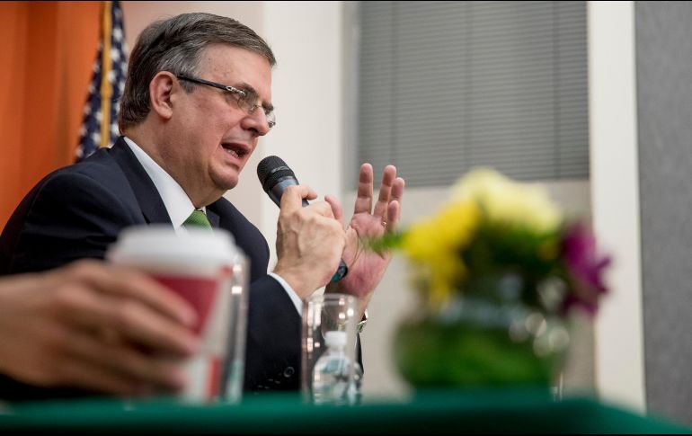 Ebrard tiene previsto reunirse este miércoles con funcionarios estadounidenses para discutir la amenaza de Trump sobre imponer aranceles. AP/A. Harnik