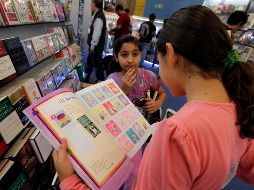 En total serán donados mil 344 libros a doce municipios del estado. ARCHIVO / EL INFORMADOR