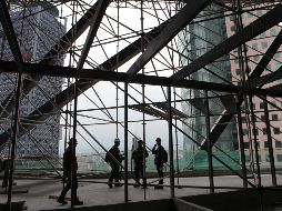 Lagarde recuerda que en abril el FMI recortó sus previsiones de crecimiento global a un 3.3% para 2019, pero dijo que esperaban que la expansión se acelerara a 3.6% en 2020. EFE/ ARCHIVO