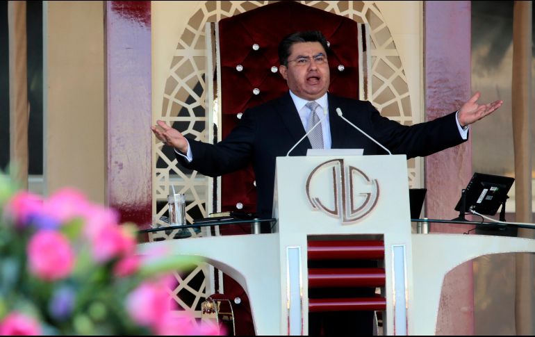 Naasón Joaquín García está por cumplir cinco años al frente de la Iglesia La Luz del Mundo. ARCHIVO / AP