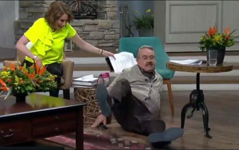 En las redes sociales circula el video del momento de la caída de Pedro Sola. TWITTER / @VentaneandoUno