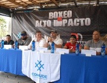 Las peleas estelares comenzarán a partir de las 19:00 horas. TWITTER/@comudegdl