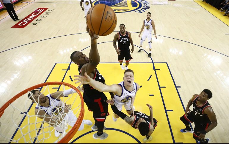 Toronto logró efectividad en mas de la mitad de sus tiros. AFP