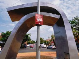 La escultura ahora tiene como vecina... ¡una antena! EL INFORMADOR / J. Pérez