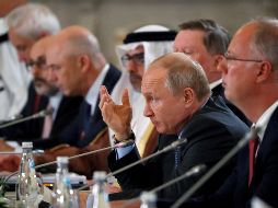 El presidente ruso, Vladímir Putin, participa en ámbito del Foro Económico de San Petersburgo 2019 en San Petersburgo. EFE/Y. Kochetkov