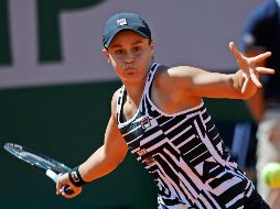 La australiana Ashleigh Barty se enfrentará a la estadounidense Amanda Anisimova en la cancha Suzanne-Lenglen. AP/P.GOLOVKIN