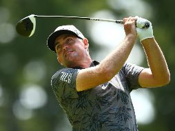 Keegan Bradley lidera el torneo con 63 golpes. AFP/V. Ridley