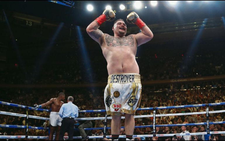 Andy Ruiz está abierto a una segunda pelea ante Anthony Joshua. AP