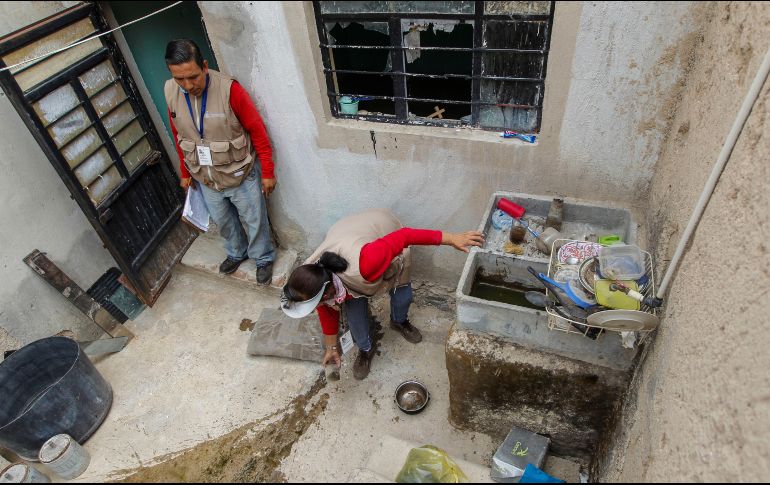 Agregan que es necesario que las personas apliquen, permanentemente, la campaña “lava, tapa, tira, voltea” para reducir los riesgos de transmisión. EL INFORMADOR/ ARCHIVO