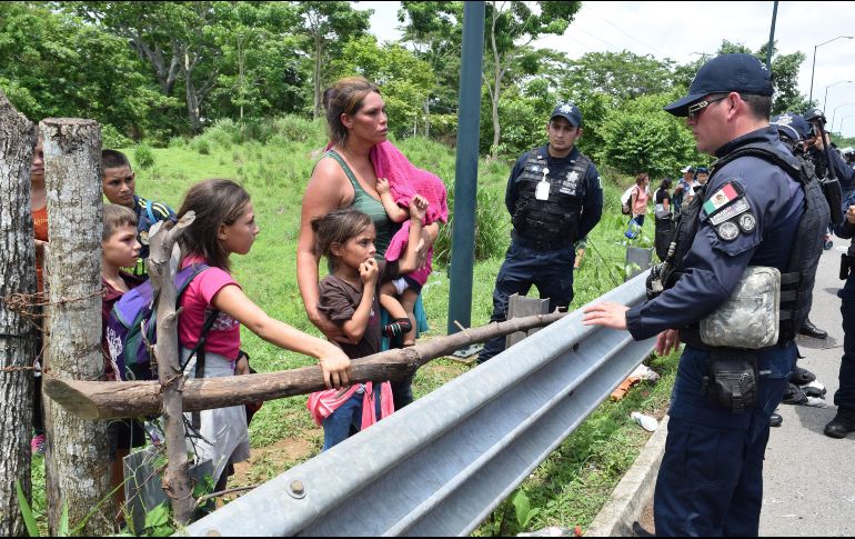 Aseguran que otras instituciones sí pueden apoyar a las autoridades migratorias en su labor, siempre y cuando se respeten sus derechos humanos. EFE/J. Torres