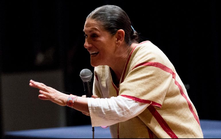 Ante una audiencia de universitarios la senadora defendió la 4T. NOTIMEX