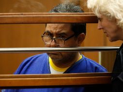 Detallan que el líder religioso pagó dos mil 671 pesos por la solicitud de registro. AP/R. Chiu