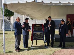 Se develó una placa conmemorativa al aniversario del recinto. EL INFORMADOR / R. Bobadilla