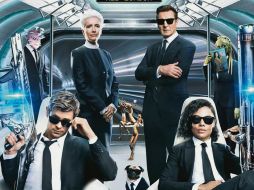 Chris Hemsworth y Tessa Thompson (al frente) prometen que el público pasará un buen rato con la cinta “Men in Black: International”, que llega a la cartelera tapatía. ESPECIAL