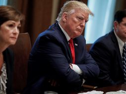 El presidente estadounidense, Donald J. Trump, asiste a un acto con gobernadores sobre la libertad y movilidad de la fuerza laboral en la Casa Blanca. EFE/S. Thew