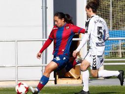 Con veinticuatro goles, Corral se colocó como la máxima realizadora de la Liga Iberdrola en la campaña 2017-18. TWITTER/@LUDfemenino