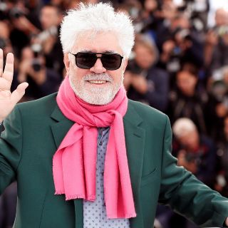Almodóvar recibirá premio a la trayectoria en Venecia
