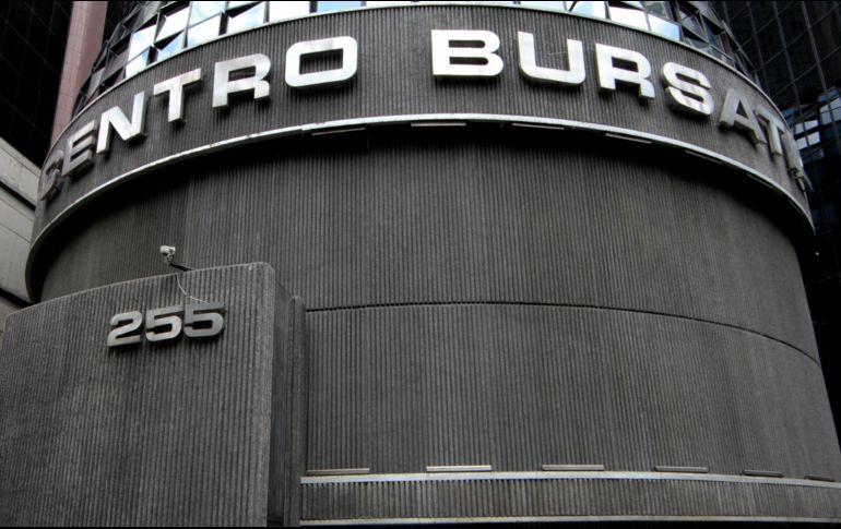 En la jornada, tuvieron pérdidas todos los sectores, encabezados por el industrial y seguido por el financiero. NTX/ARCHIVO