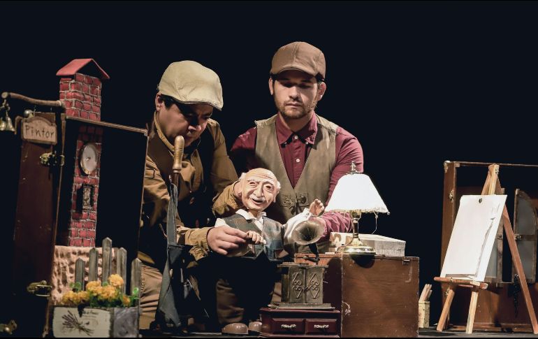 A través de marionetas elaboradas artesanalmente, se narra la emotiva historia de “Juan”, un artista que redescubrirá su pasión por la creación artística.