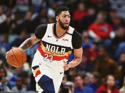 Con los Pelicans, Anthony Davis terminó la pasada temporada con promedio de 25 puntos por juego. AP