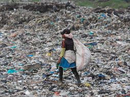 La contaminación plástica se ha convertido en una preocupación internacional cada vez mayor, en particular tras las prohibiciones impuestas por China y otros países. EFE / ARCHIVO