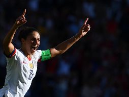 Carli Lloyd, capitana de Estados Unidos, anota doblete ante Chile. AFP/F. Fife