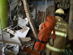 Además de la finca donde sucedió el incidente, otros 10 edificios resultaron con afectaciones, entre ellos el Palacio municipal y la Parroquia de San Francisco. ESPECIAL/Protección Civil y Bomberos