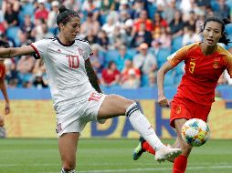 Pese a que las dirigidas por Jorge Vilda gozaron de más y mejores ocasiones de gol, el conjunto español no pudo batir a la portera china Shimeng Peng. EFE / J. C. Cárdenas