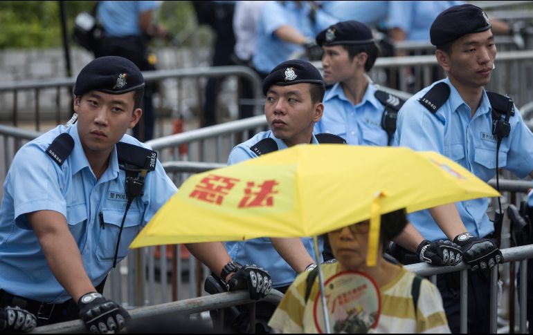 El primer sismo de magnitud 6.0 se registró a las 22:55 horas locales. EFE / J. Favre