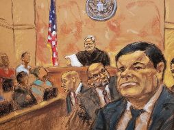Reproducción donde aparece el juez de la corte federal de Brooklyn, Brian Cogan (fondo c), mientras lee el veredicto contra el Joaquín Guzmán (d) el pasado 12 de febrero. EFE/Jane Rosenberg/ARCHIVO
