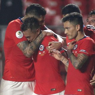 Chile inicia la defensa de su título de Copa América