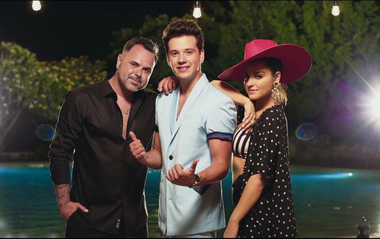 El tema contó con las voces de Juan Magán y Maité Perroni, quienes acompañaron a Axel Muñiz (al centro) en la filmación del video oficial en Yucatán. CORTESÍA