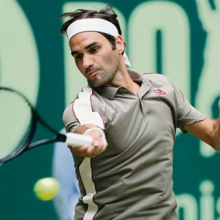 Federer avanza a Octavos de Final