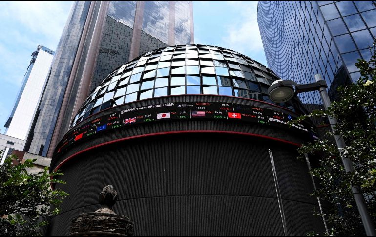 El S&P/BMV IPC se coloca en 43 mil 254.80 unidades. AFP / ARCHIVO
