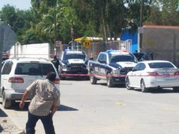 Un hombre, que resultó ser padre de familia de otra menor, quedó sin vida en el exterior del kínder, mientras que la menor herida falleció en el hospital. TWITTER/@lavozfrontera