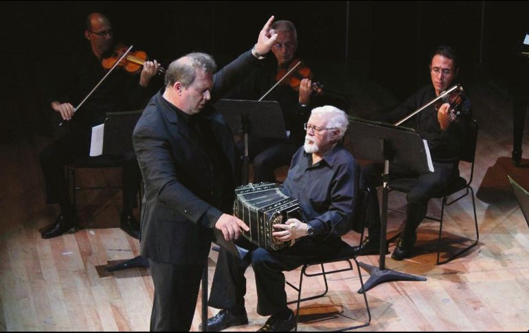 El director argentino dirigirá los tres conciertos de “Genios del siglo XX”. CORTESÍA