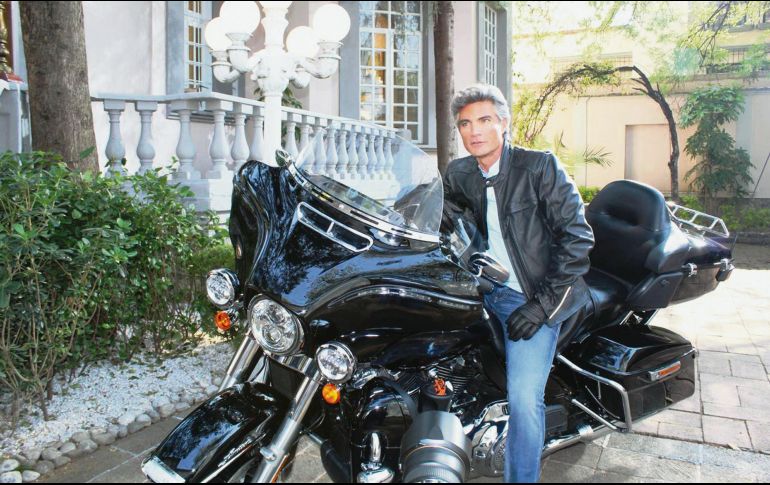 El histrión interpreta a “Olegario Cervantes”, un periodista que intentará recuperar a su familia. CORTESÍA