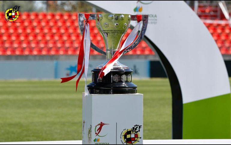 El balompié femenino está en pleno crecimiento en España, donde la Asociación de Clubes de Futbol Femeninos se creó en 2015 con varios equipos, excepto del conjunto merengue. ESPECIAL / sefutbol.com