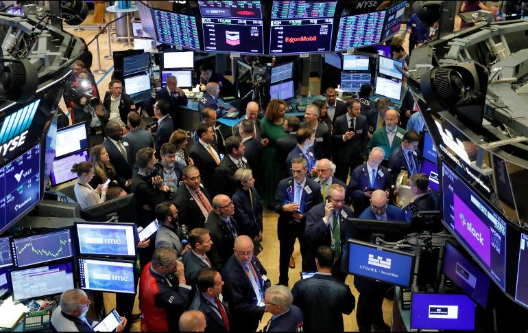 El NYSE Composite inicia con pérdida de 2.85 puntos (-0.02 por ciento) y alcanza las 13 mil 044.39 unidades. AP / ARCHIVO