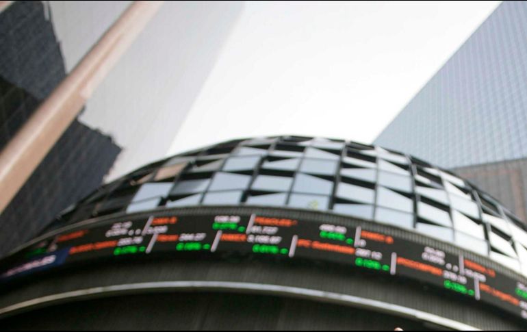 Al finalizar la sesión accionaria, en la Bolsa Mexicana se operó un volumen de 145.3 millones de títulos. SUN/ARCHIVO