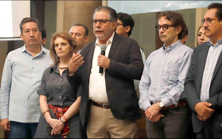 El PRD comenzó su metamorfosis en un nuevo partido y sumó a Rubén Aguilar, exvocero del presidente Vicente Fox, y a Gabriel Quadri, excandidato a la presidencia, entre otros expriistas y experredistas. El sol azteca convocó a unirse a Futuro 21 para contender en 2021. SUN/B. Fregoso