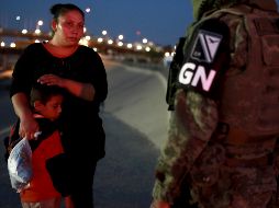 Andrés Manuel afirma que el Ejército también, por ley, puede detener a los migrantes. AP / C. Chávez