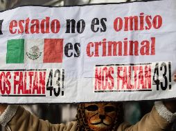 Familiares de los 43 normalistas realizarán una marcha la tarde de este miércoles para exigir la presentación con vida de los estudiantes. EFE / ARCHIVO