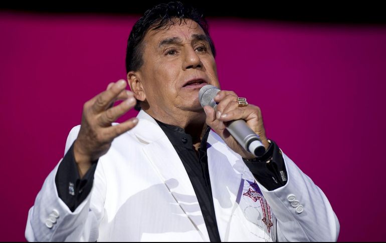 Minutos antes de que Macaria saliera del lugar, la viuda de Gualberto señaló que Macaria estuvo al pendiente de la salud de Gualberto hasta su muerte y este jueves había llegado a despedirse de él pero ya no lo logró hacer. NTX / ARCHIVO