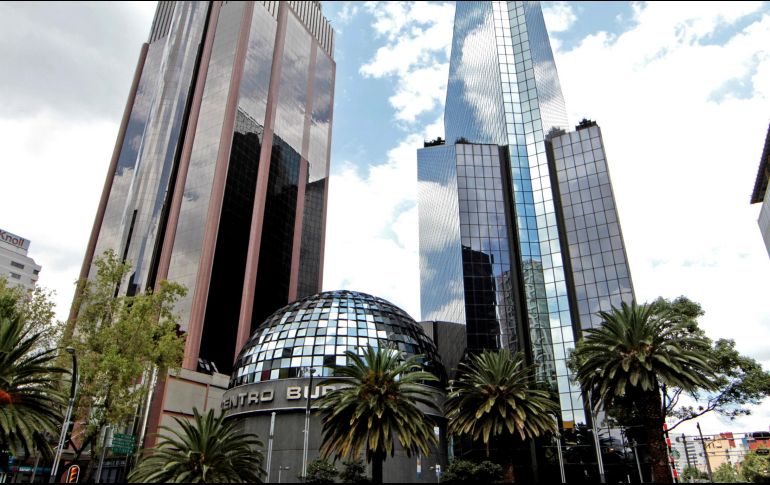 El IPC terminó la semana y el semestre en los 43 mil 161.17 puntos, los que significó un incremento nominal de mil 520.9 unidades respecto al cierre del año pasado. NTX/ARCHIVO