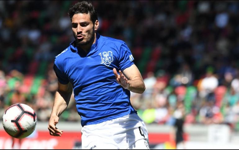 Para ''Pato'', el zaguero deberá mostrar la experiencia adquirida en el futbol europeo, luego de haber jugado dos temporadas en el Freirense de la Liga de Portugal. TWITTER / @pollobv