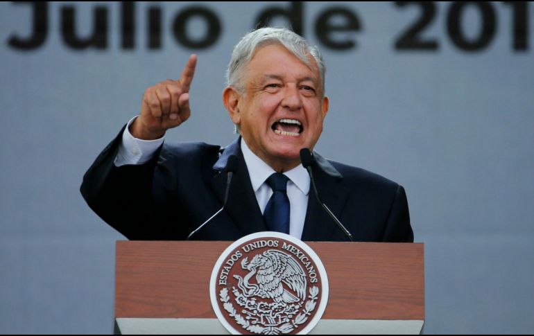 López Obrador afirmó que las razones por las que se canceló el Aeropuerto de Texcoco fueron diversas. AP / F. Llano