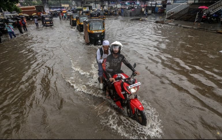 La Oficina de Meteorología prevé que las lluvias continúen con la misma intensidad en los próximos días. EFE/D. Solanki